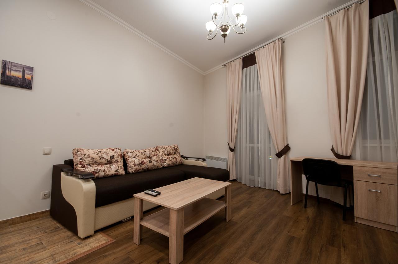 Wonderful Flat On City Center Uzhhorod Exterior foto